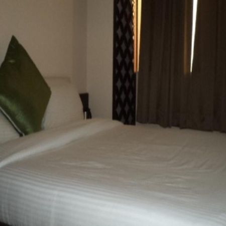 Hotel R K International Лакнау Екстериор снимка